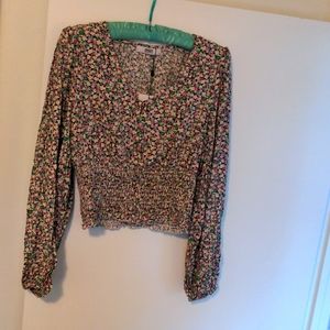 Long sleeve, fitted waist crop top by Only